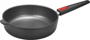 casseroles bon marché en titane