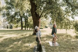 Activités physiques douces pour seniors : les meilleures options en 2026