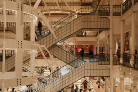 Quels métiers faire après une formation au maketing du luxe ?